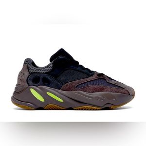 Yeezy Boost 700 'Mauve'